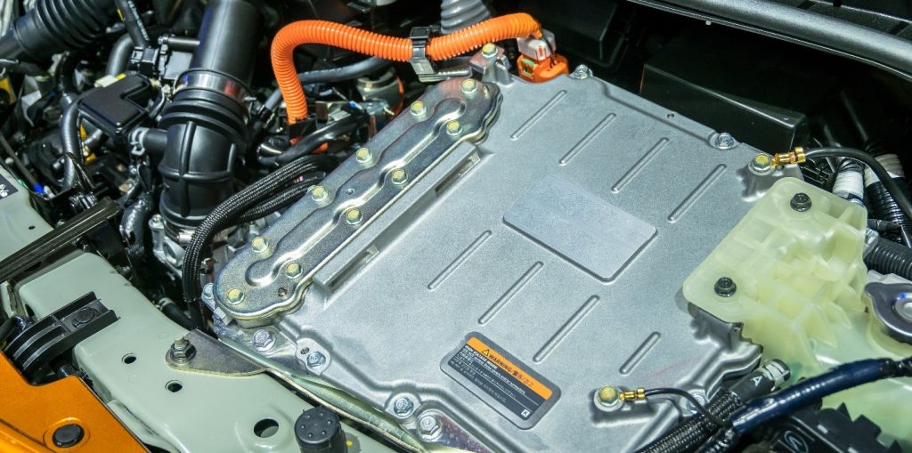 Servicing Hybrid Battery instead of replacing it to save money